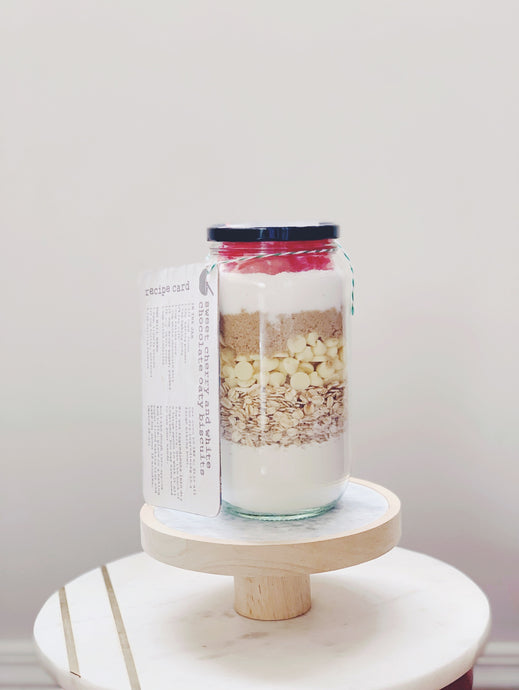 Give the gift of baking with Jar Bake Mix